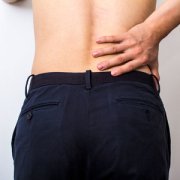 硬一会就软属于肾虚吗